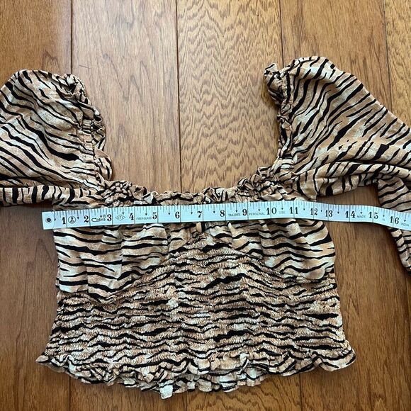 Faithfull The Brand Zebra Print Smocked Ruffled Top - Picture 12 of 13